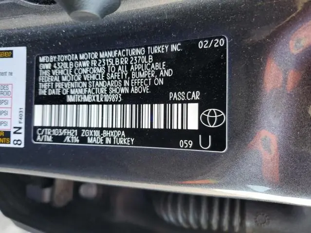 2020 TOYOTA C-HR XLE  