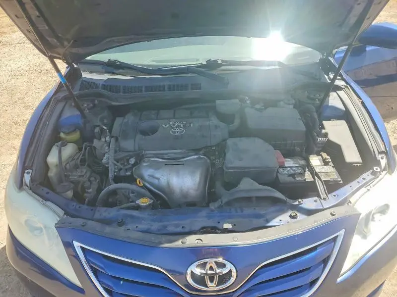 2010 TOYOTA CAMRY LE  