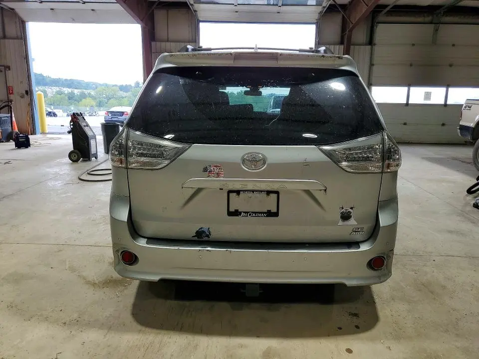 2020 TOYOTA SIENNA SE 7-PASSENGER  