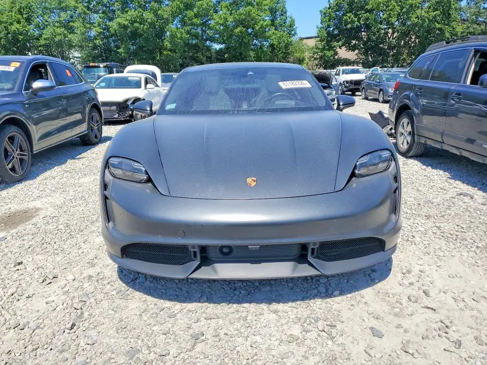 2022 PORSCHE TAYCAN TURBO  