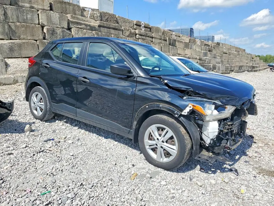 2020 NISSAN KICKS S  