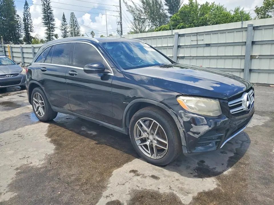 2017 MERCEDES-BENZ GLC 300 4MATIC  