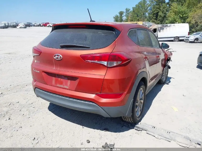 2017 HYUNDAI TUCSON SE