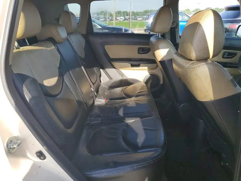 2011 KIA SOUL !  