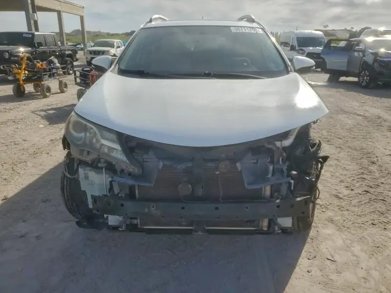 2014 TOYOTA RAV4 XLE  