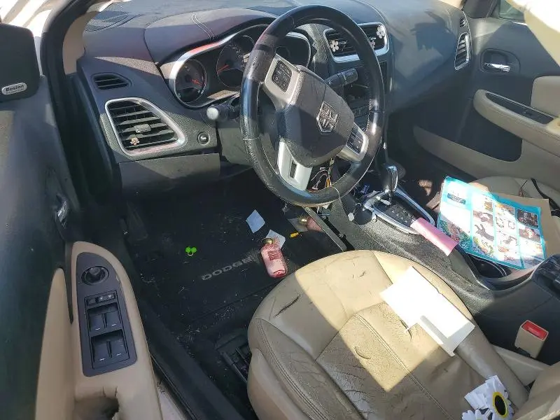 2011 DODGE AVENGER LUX  