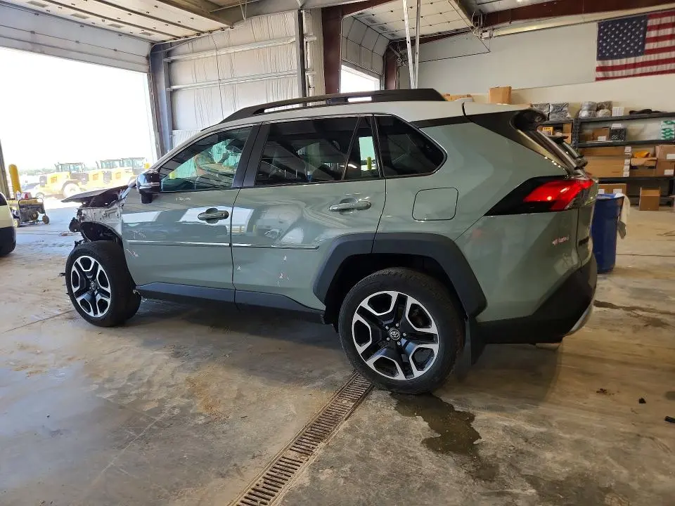 2019 TOYOTA RAV4 ADVENTURE  