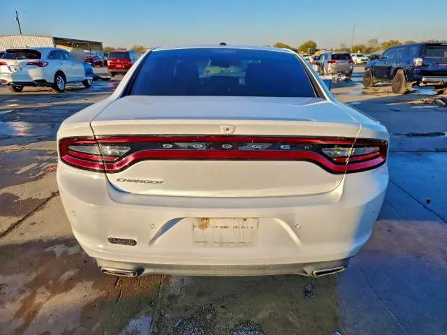 2020 DODGE CHARGER SXT  
