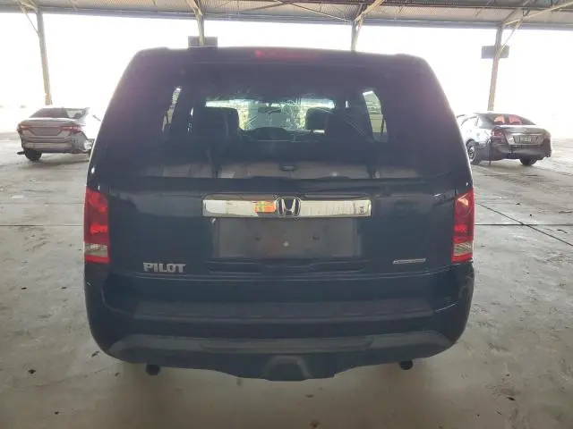 2015 HONDA PILOT SE  