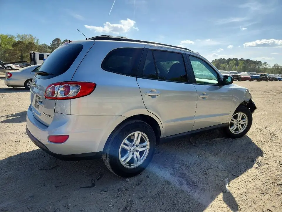 2011 HYUNDAI SANTA FE GLS  