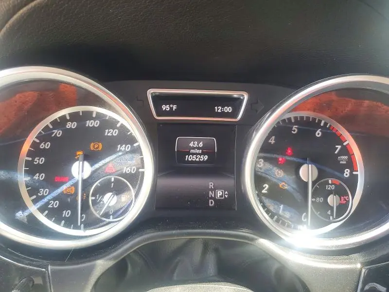 2015 MERCEDES-BENZ GL 550 4MATIC  