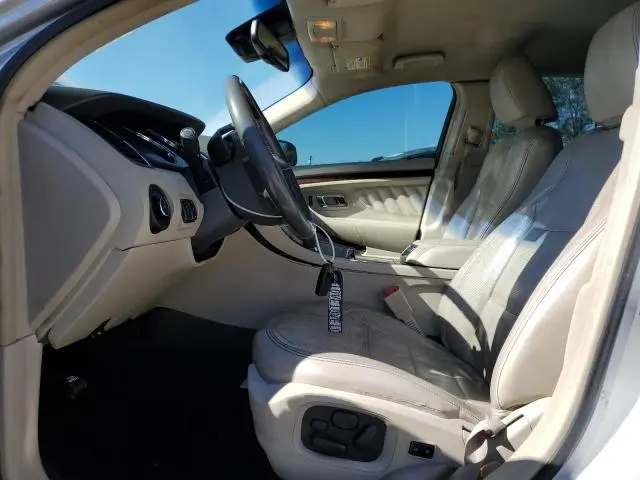 2010 FORD TAURUS LIMITED