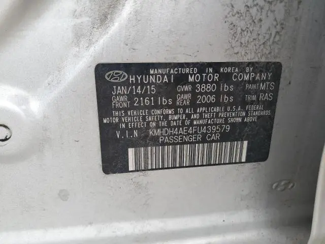 2015 HYUNDAI ELANTRA SE  