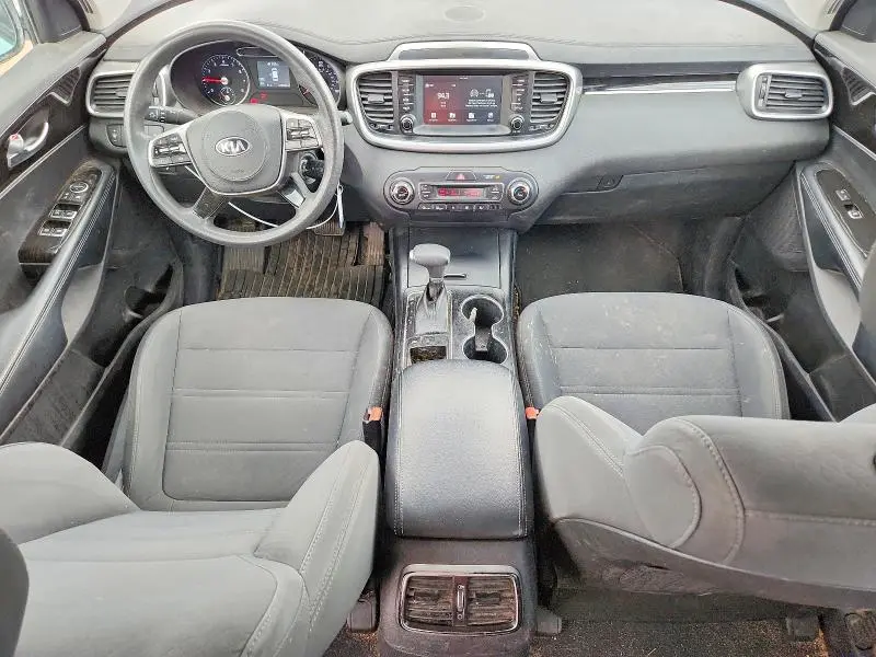 2019 KIA SORENTO LX V6  