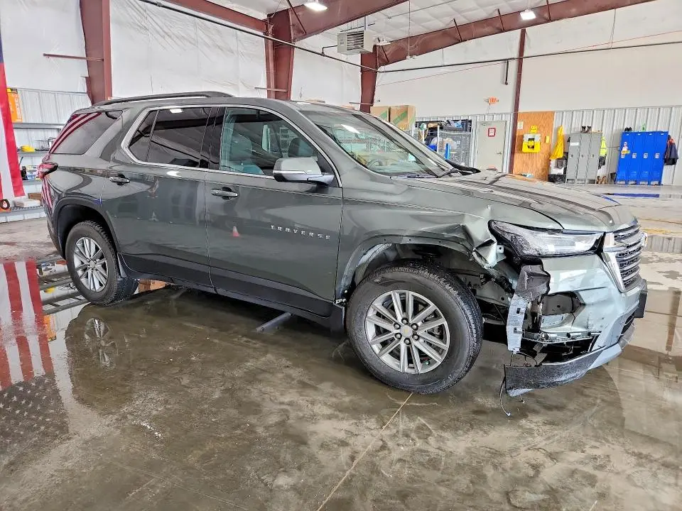 2023 CHEVROLET TRAVERSE LT  