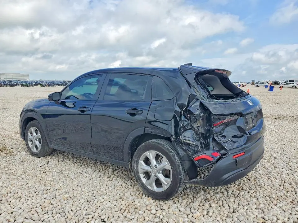 2025 HONDA HR-V LX  