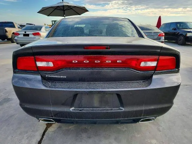 2014 DODGE CHARGER SE  