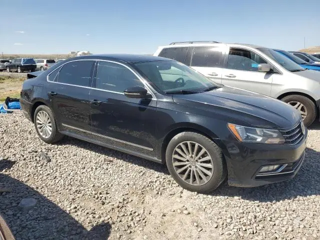2016 VOLKSWAGEN PASSAT SE