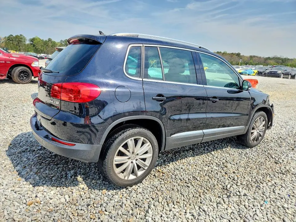 2014 VOLKSWAGEN TIGUAN S  