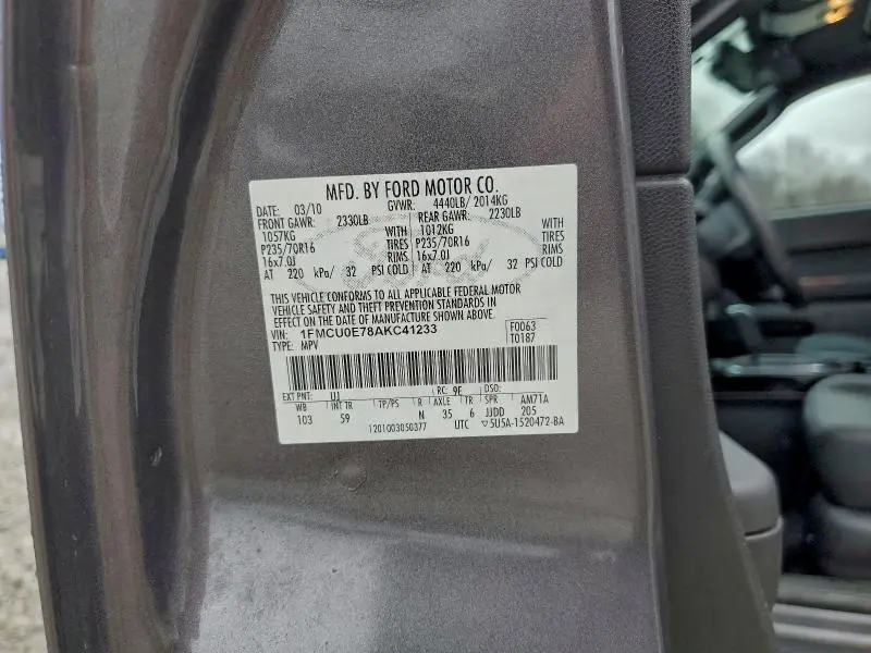 2010 FORD ESCAPE LIMITED  