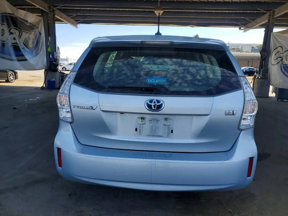 2012 TOYOTA PRIUS V THREE  