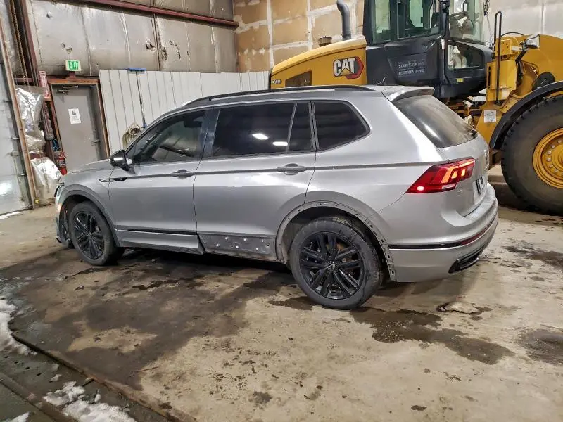 2022 VOLKSWAGEN TIGUAN SE R-LINE BLACK  