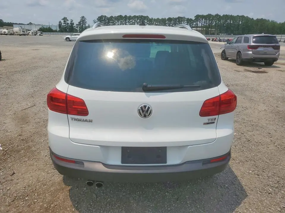 2017 VOLKSWAGEN TIGUAN WOLFSBURG  