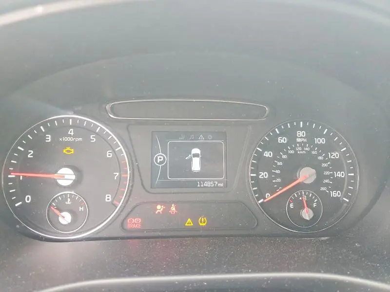 2017 KIA SORENTO LX  