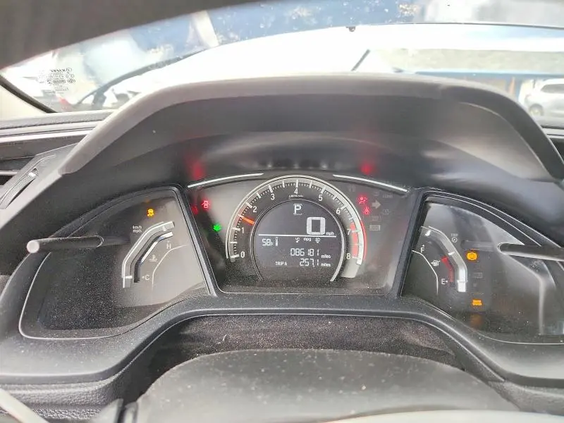 2018 HONDA CIVIC LX  