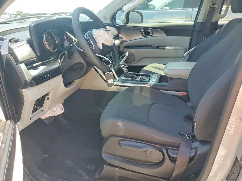 2022 KIA CARNIVAL LX  
