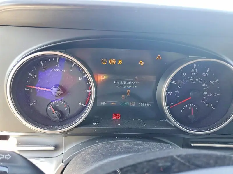 2023 KIA CARNIVAL LX  