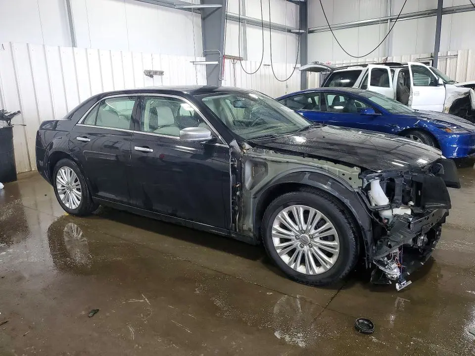 2013 CHRYSLER 300C LUXURY  