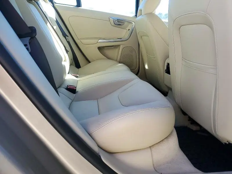 2016 VOLVO S60 PREMIER  