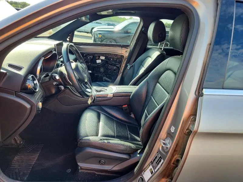 2019 MERCEDES-BENZ GLC 300 4MATIC  