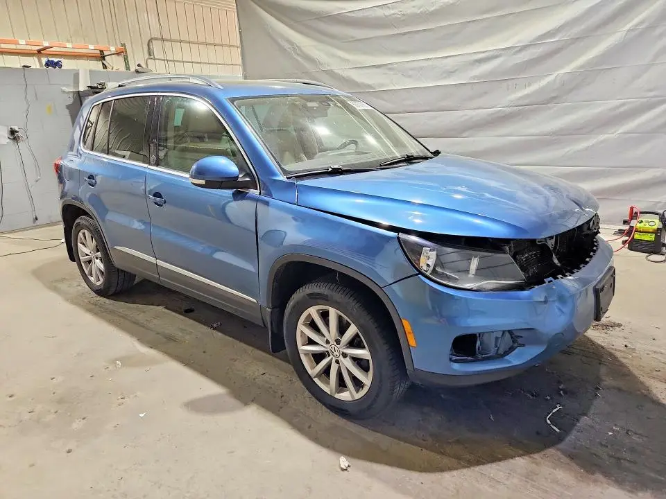2017 VOLKSWAGEN TIGUAN WOLFSBURG  