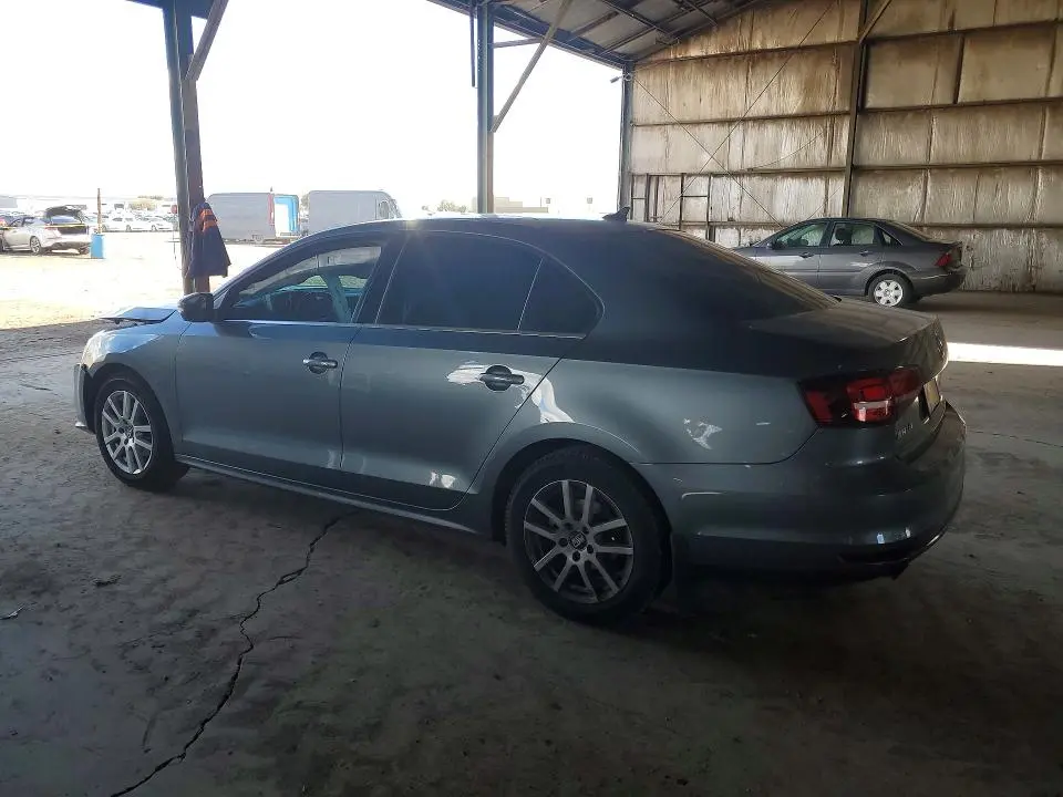 2017 VOLKSWAGEN JETTA SE  