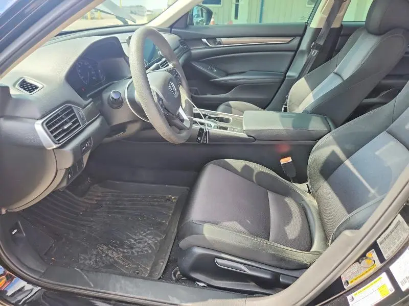 2019 HONDA ACCORD LX  