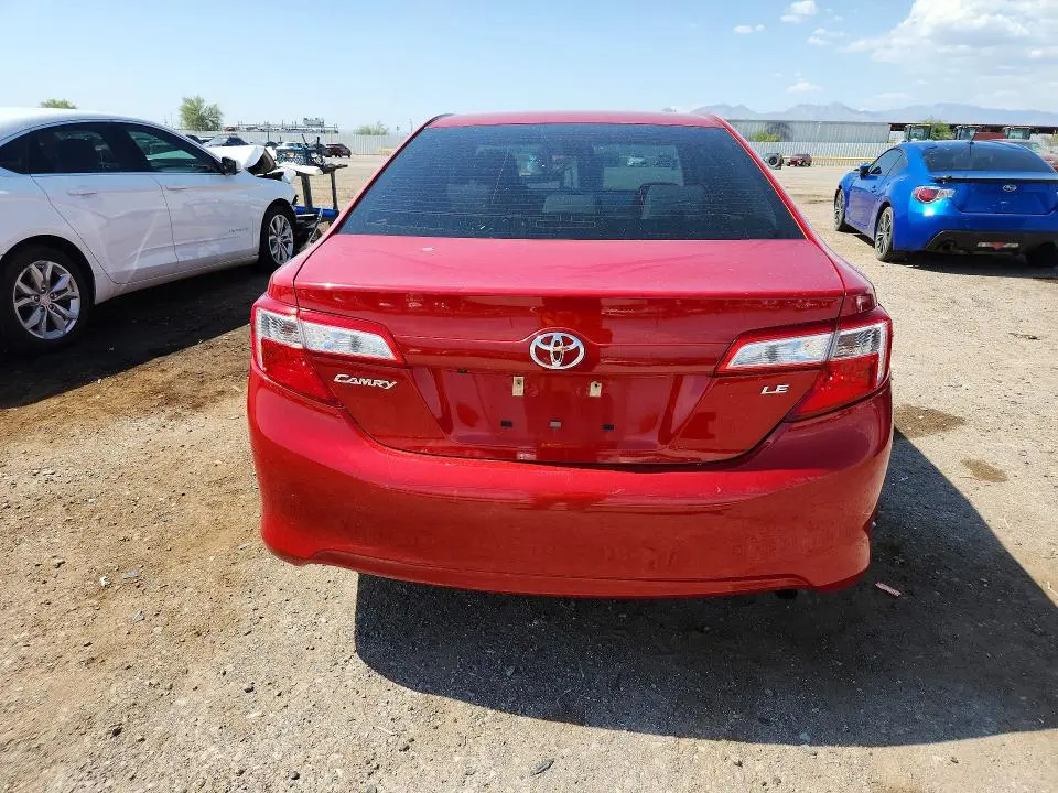 2014 TOYOTA CAMRY LE  