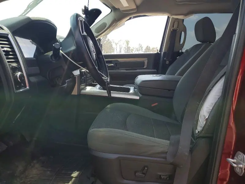 2018 RAM 1500 SLT  