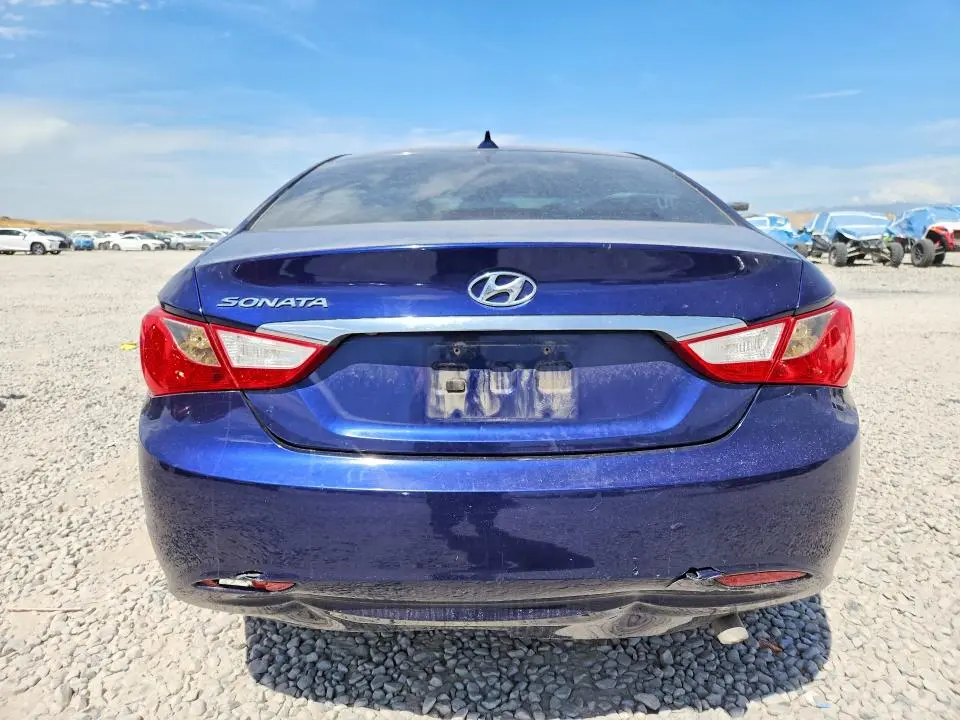 2012 HYUNDAI SONATA GLS  
