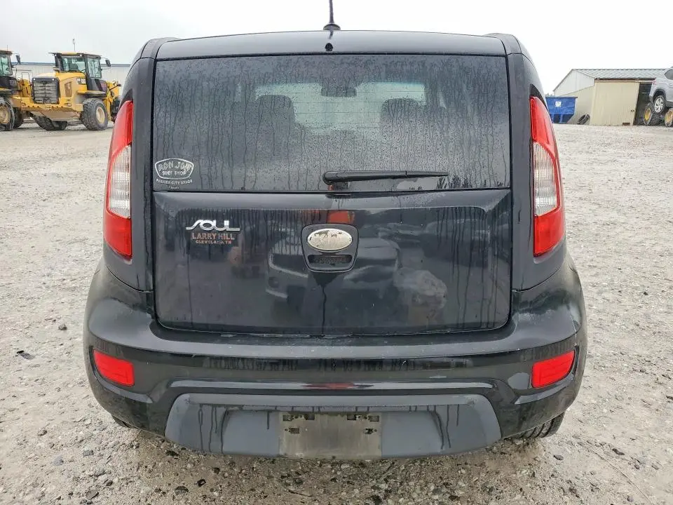 2013 KIA SOUL +  