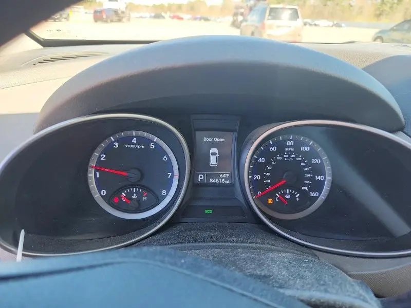 2016 HYUNDAI SANTA FE SE  