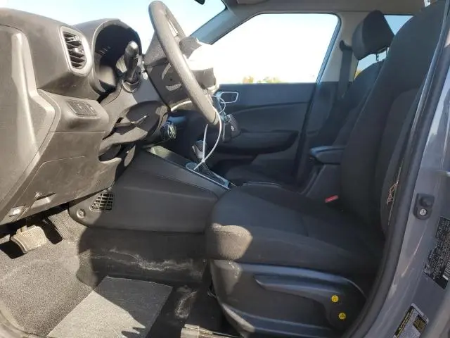 2023 HYUNDAI VENUE SE  