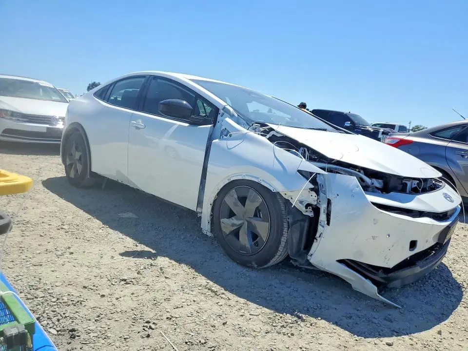 2024 TOYOTA PRIUS LE  
