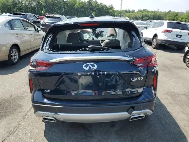 2024 INFINITI QX50 LUXE  