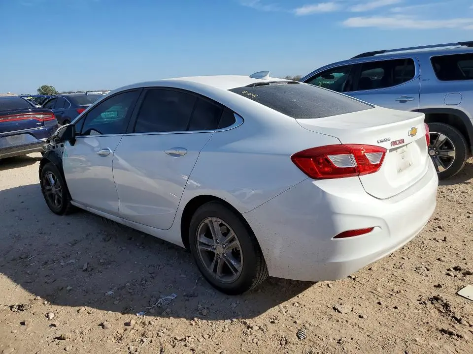 2016 CHEVROLET CRUZE LT  