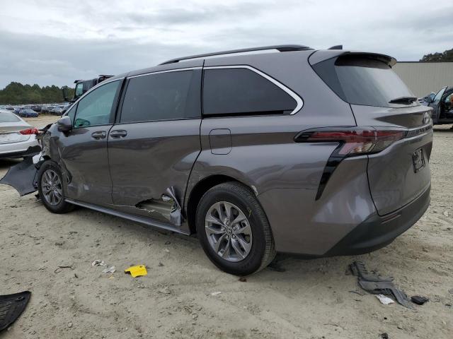 2024 TOYOTA SIENNA LE