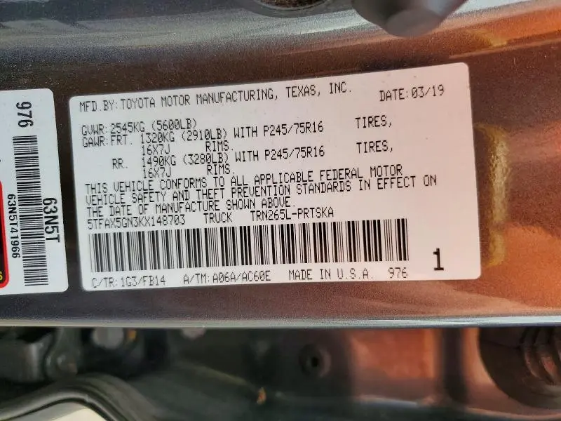 2019 TOYOTA TACOMA SR  