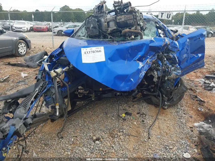 2018 TOYOTA C-HR XLE PREMIUM