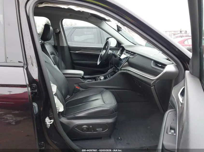 2022 JEEP GRAND CHEROKEE L LIMITED 4X2